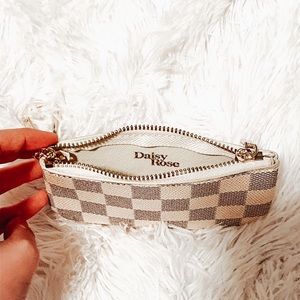 Daisy Rose - Key Fob Zipper Coin Pouch